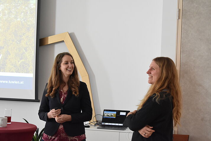 Guest speaker and alumna Esther Heid with the organizer Evelyn Rampler